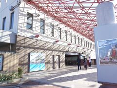 数レース楽しんだ後
２時間ほどかけて下関競艇場に来ました～。

ここはナイターなので１５時くらいから始まります。

