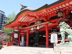 生田神社
ちょうど祈祷でいい声が響いてました