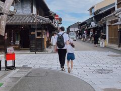 犬山城の城下町。
美味しそうな食べ歩きフードが沢山あってワクワク