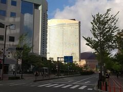 さんざん遊んで～１７時過ぎくらい？に街へ出発します。
夫がやきとり食べたいそうで、、Googleマップでバスルートが出てきたのでそちらで。
