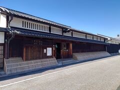 寺田屋を後にして「月桂冠大倉記念館」に来ました。とても大きいですね。