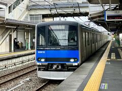 大宮公園駅を通過する急行電車。
日中は急行電車がありますので、大宮駅からの乗車の際は注意してください。
最後までお読みいただきましてありがとうございました。