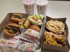 IN-N-OUTのTO GO夕飯