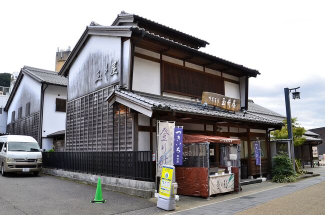 玉井屋本舗<br />１９０８（明治４１）年創業の老舗和菓子店であり、岐阜銘菓「登り鮎」発祥の店です。求肥をカステラ生地で包んだ鮎の形をしたお菓子です。<br />その他にも鮎を模した「登り鮎」をはじめ、「焼き鮎」や宣教師ルイス・フロイスが織田信長に献上した奥美濃古地鶏の卵を潤沢に使用した「献上かすていら」など多彩です。長良川を泳ぐ鮎を模した「登り鮎」は岐阜の定番土産です。