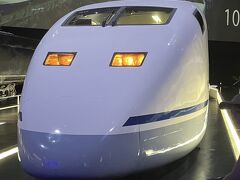 金城ふ頭駅近くのリニア鉄道館に来ました