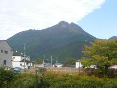豊後富士とも呼ばれている「由布岳」。
なかなかずっしりと存在感のある由布岳でした。
