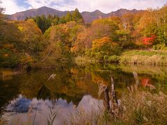 天池紅葉風景

山と池の風景は撮影ポイントとして最高でした。

