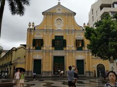 聖ドミニコ教会と聖ドミニコ広場