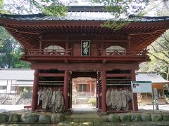 龍門の滝の近くにある古刹、太平寺を拝観。
1672年（寛文12年）に太平寺に移築、寄進された仁王門は市の文化財に指定されています。