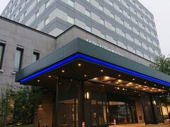 前泊した松江エクセルホテル東急です。
ＪＲ松江駅前にあるビジネスホテルで、大浴場はないものの 設備は新しく清潔で快適でした。
