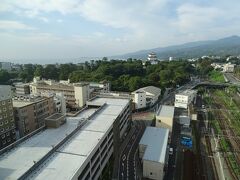 最上階から見た小田原城。