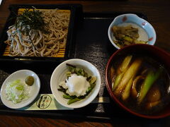 帰りはまた青春１８きっぷで。
同じルートを帰ります。
お昼は松本駅で降りて、駅の1階にある榑木野でおそば♪