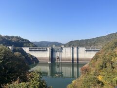 小里川ダム全景です。