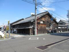 犬山城下町を歩きます。