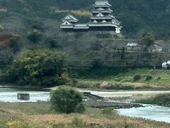 肱川（ひじかわ）を渡る際に大洲城がよく見えた！