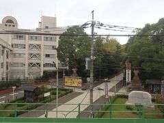 鶴見駅を出発すると､
https://4travel.jp/travelogue/11446026
で訪れた総持寺が見えます
