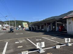 9:26 窪川駅に到着～

ここで１時間20分ほど乗り換え時間があるので、うろうろします。