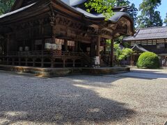 青海神社です。