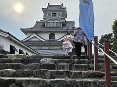 長浜城資料館