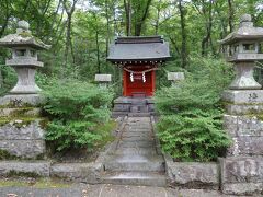 山中諏訪神社から山中浅間神社へ歩いていく途中に厄神社がありました。「厄」という変わった名の神社は初めてです