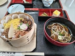 鶴ヶ城会館