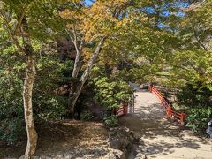 紅葉谷公園
少し紅葉してますが残念ながら少し早かったようです
