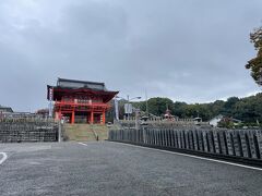雨も少し小降りになったので、実家近くの犬山成田山へ参拝しました。