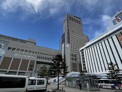 札幌駅にあるステラプレイス。
そこに隣接した38階建てのビルの最上階の展望台がT38。