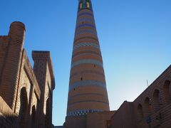 Islam Khoja Minaret（共通券で入場）

100,000スム追加すると、上れるミナレット。
行ってみよう！！