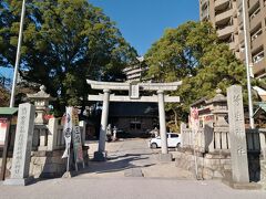 そして私のお気に入りの乙川沿いの菅生神社へ。
