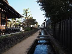 【瀬戸川と白壁土蔵街】瀬戸川沿いを散策。