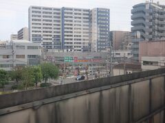 八丁畷駅は京急線との乗換駅
南武線の下に京急線が通っています