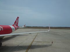 クアラルンプール空港、ターミナル２。エアアジアで行きます。なんかすごい安かった。
