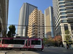 ここまで来たので池袋まで歩くことにしました。
こちらは有楽町線東池袋駅と東京さくらトラム東池袋四丁目停車場があるエリア。