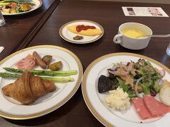 仙台ロイヤルパークホテルでビュッフェ朝食