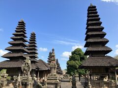 タマンアユン寺院といえばのメルがたくさん並んでいます　バリ島で2番目に大きい規模の寺院だそうです