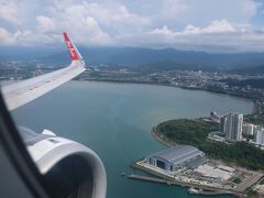 コタキナバル国際空港 (BKI)