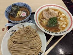 松戸富田製麺 三井アウトレットパーク木更津店