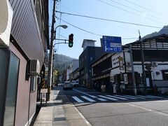 福井駅10:00発の永平寺ライナーに乗車して、30分ほどで永平寺に到着。