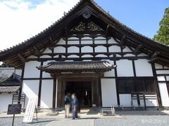 五大堂から瑞巌寺へ
瑞巌寺も賑わっていました