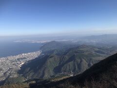 別府の山々と別府湾。