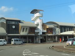 ふたたび「あさぎり駅」青空バックでも撮れました。