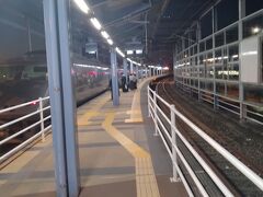 宮崎空港から初めて鉄道（JR線）で宮崎駅まで移動します。
