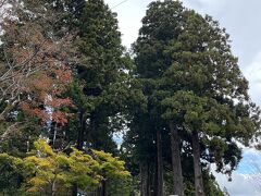 春日山神社