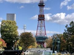 そして大通公園に！
名物の、とうきびワゴンや、噴水などは今季終了。間近に迫る冬支度が進んでいました。