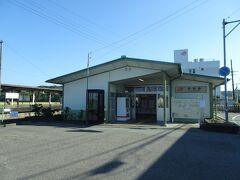 多気駅は鳥羽方面へ向かう参宮線との乗換駅です