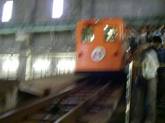 13:24 龍飛斜坑線 海底トンネル記念館駅に到着した ケーブルカー