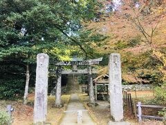 雷山千如寺より、車で５分ほど登った場所にある、雷神社に来ました。
