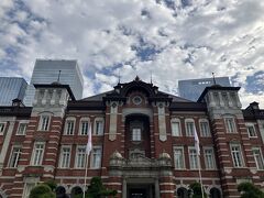 東京駅丸の内駅前広場