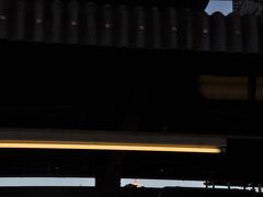 　下新庄駅停車、真っ暗だ。